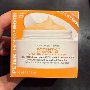 New in Box Peter Thomas Roth Potent C Vitamin C Moisturizer